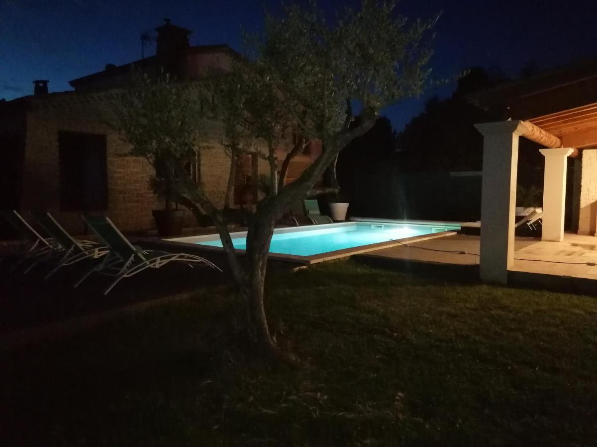 La Maison De Celine Beaumes-de-Venise Luaran gambar